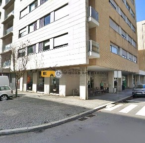 Espaço comercial à venda em Pedrouços