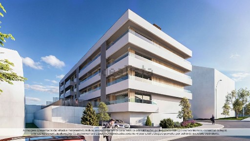 Espaço comercial à venda na Rua Nova de São Gens, 770