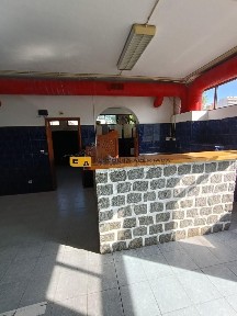 Espaço comercial à venda em Casa da Música