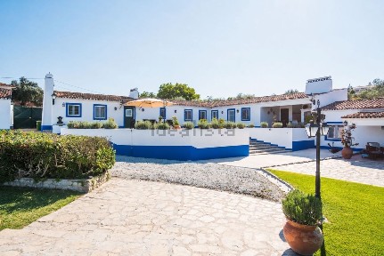 Quinta à venda na Estrada Sem Nome