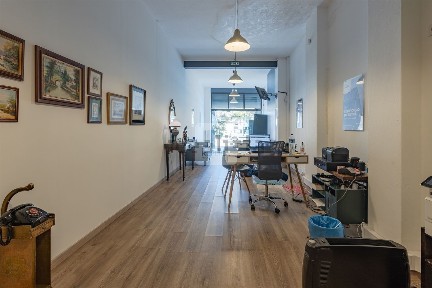 Espaço comercial à venda na Rua do Quanza