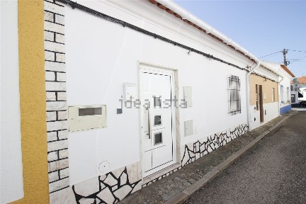 Moradia em banda à venda em Vendas Novas