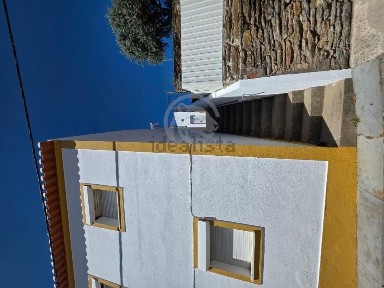 Casa ou moradia à venda em Corval