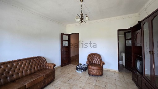 Moradia geminada à venda em N4