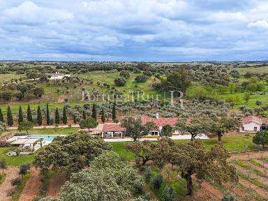 Monte alentejano à venda em São Bento de Ana Loura