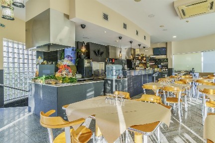 Espaço comercial à venda na Rua Vale, 327