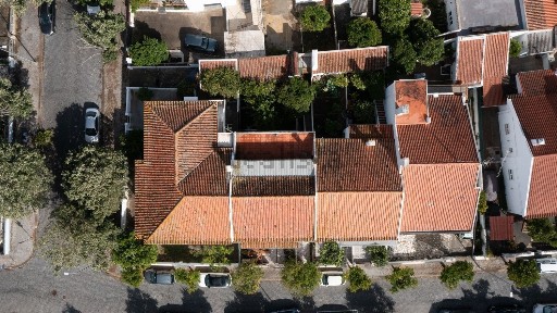 Andar de moradia à venda na Avenida Pedro Álvares Cabral