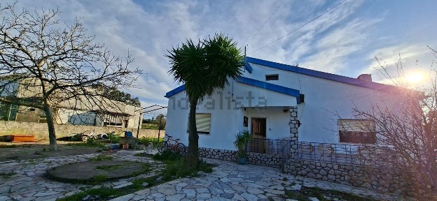 Moradia independente à venda em Silveiras s/n
