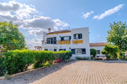 Quinta à venda em Quinta da Boa morte