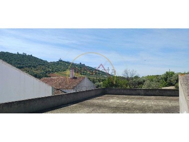 Moradia independente à venda em Monsaraz