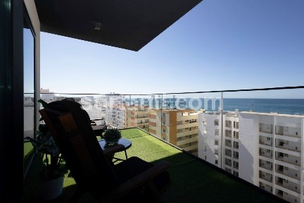 Apartamento T3 à venda em Praia de Quarteira