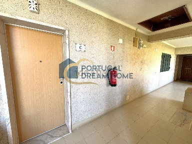Apartamento T4 à venda em Quinta da Palmeira