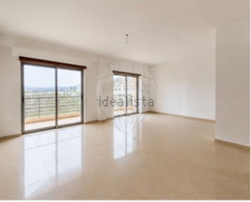 Apartamento T3 à venda na Betunes