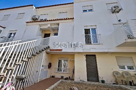 Apartamento T3 à venda na Avenida do Enxerim s/n