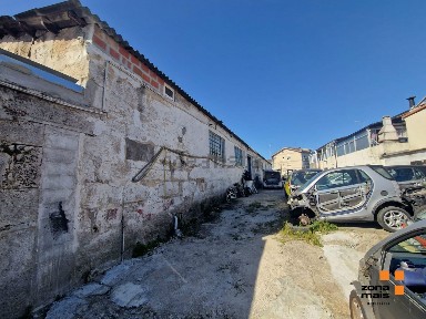 Armazém à venda no Centro