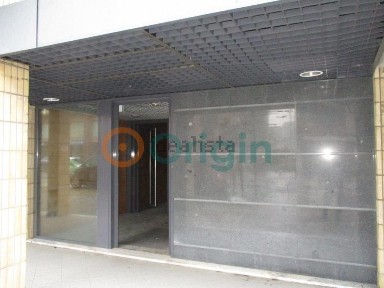 Espaço comercial à venda em Paços de Ferreira
