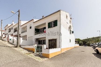 Arraiolos, Rua das Camélias