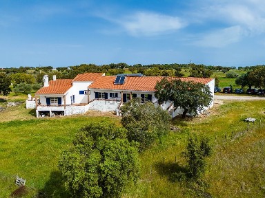 Quinta à venda em S/nº, Monte Cabeça, 7040-622 Vimieiro Arl s/n
