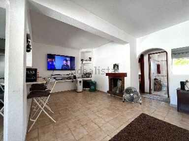 Apartamento T1 à venda na Rua Manuel Teixeira Gomes s/n
