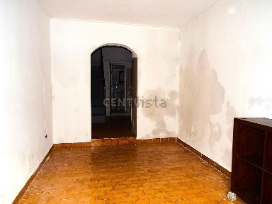Moradia geminada à venda na Rua Germano Santos Vidigal, 19