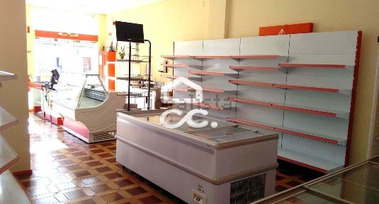 Espaço comercial à venda em Alfena