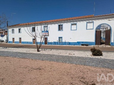 Moradia independente à venda em Veiros