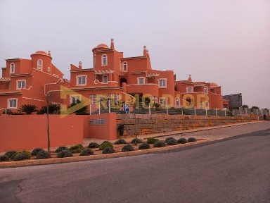 Apartamento T2 à venda em Porches