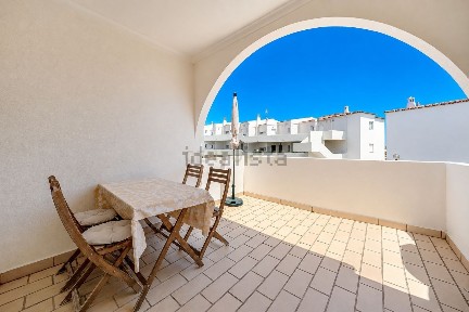 Apartamento T1 à venda na Rua Camilo Castelo Branco, 18