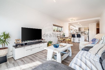 Apartamento T3 à venda na Rua da Cruz Vermelha