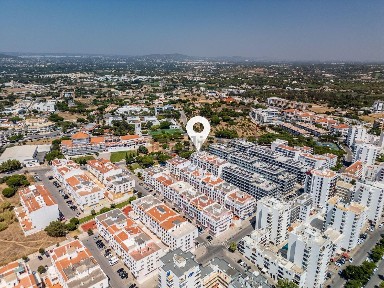 Apartamento T1 à venda na Rua Ary dos Santos, 431