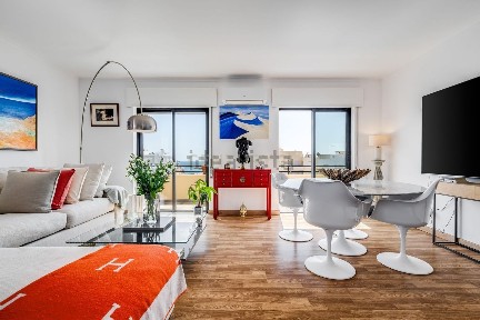 Apartamento T3 à venda na Avenida Doutor Carlos Mota Pinto