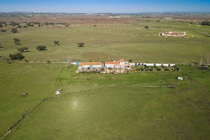 Quinta à venda na Estrada Sem Nome