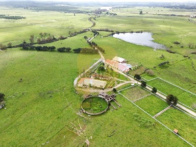 Herdade à venda em Évora