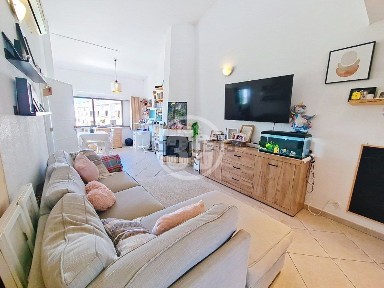 Apartamento T3 à venda no Centro Este da Cidade de Loulé