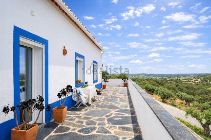 Quinta à venda em Corval