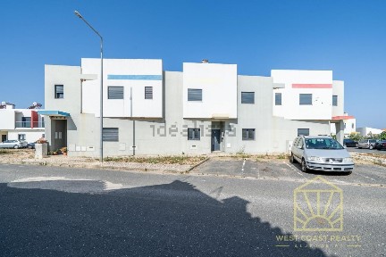 Apartamento T2 à venda na Rua 13 de Janeiro de 1898