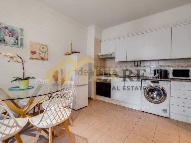 Apartamento T1 à venda na Rua Vista Mar