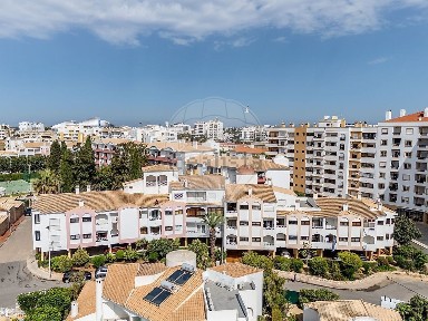 Apartamento T1 à venda na Rua dos Mosaicos Romanos