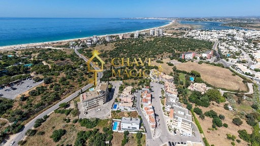 Apartamento T2 à venda na Praceta dos Terraços de Alvor