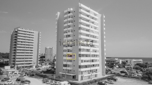 Apartamento T0 à venda na Rua do Barinel, 12