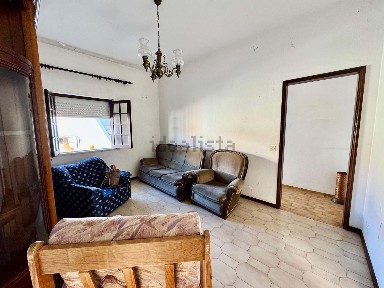 Apartamento T2 à venda na Meia Praia