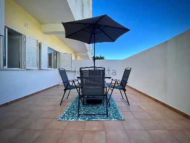 Apartamento T1 à venda na Avenida Beira Mar, 86