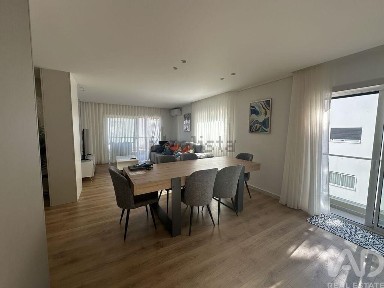 Apartamento T3 à venda em Conceição