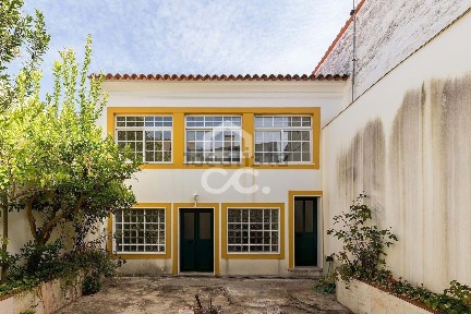 São Bartolomeu, Rua Doutor António José de Almeida, 24