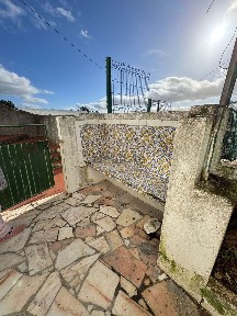 Andar de moradia à venda na Rua 5 de Outubro s/n