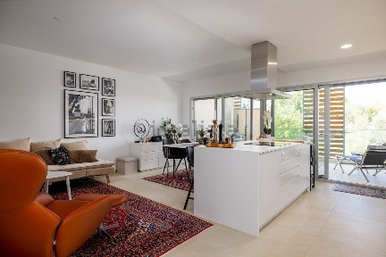 Apartamento T2 à venda na Rua Joaquim Magalhães, 10