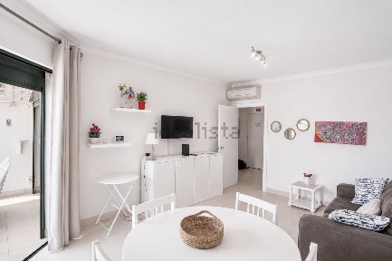 Apartamento T2 à venda na Rua do Centro Tivoli s/n