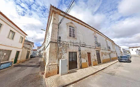 Borba, Évora