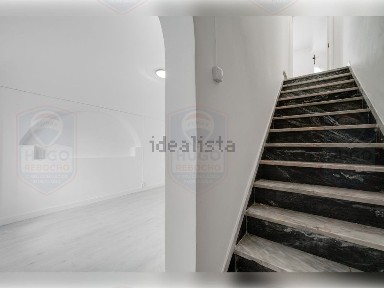Moradia em banda à venda na Travessa Ana Vaz
