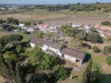 Évora